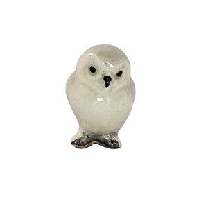 Hagen Renaker Baby Snowy Owl Bird Miniature Figurine Tiny White Grey Shading
